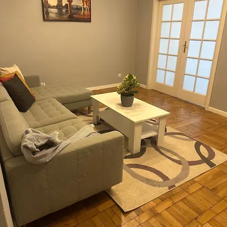 Queen's From The 14th Century - 130 M2 Ac Apartament *